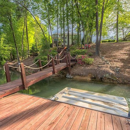 Lakeside Landing By Avantstay Private Dock Mooresville Exterior foto