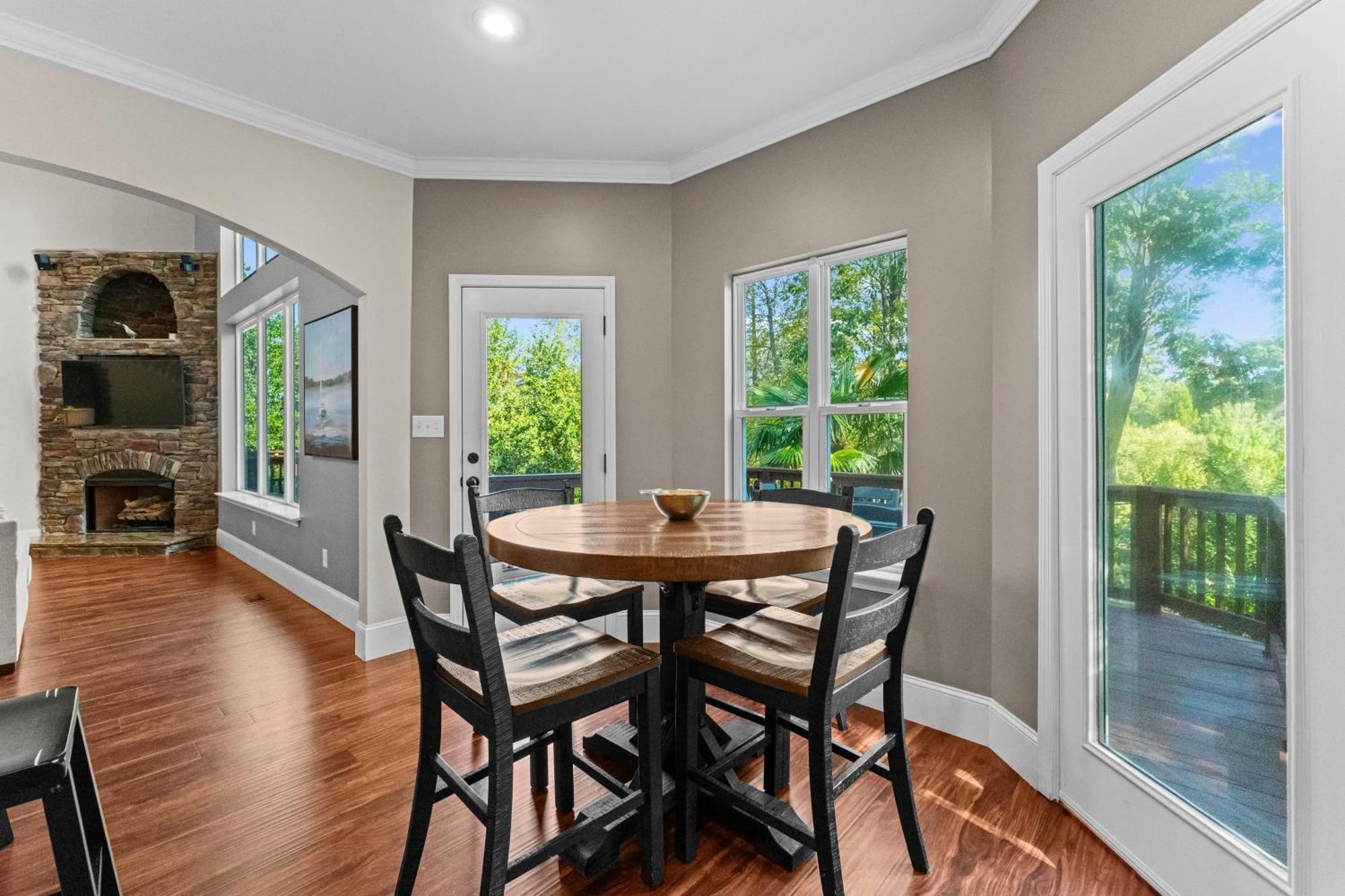 Lakeside Landing By Avantstay Private Dock Mooresville Exterior foto